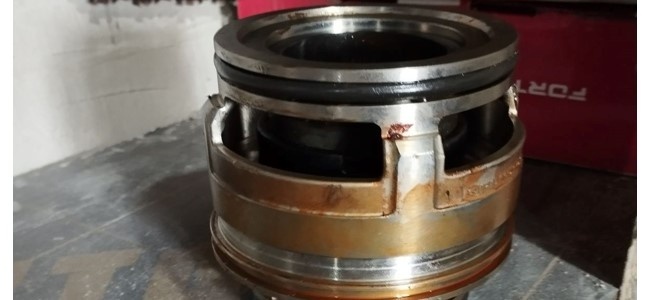 Austausch der Kartuschen-Dichtung GRUNDFOS SLV.80.80.200.2.52H.S.N.51D 98179847