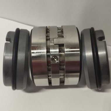 Подвійне механічне ущільнення R-M010D 63, CAR/SIC/CAR/SIC, EPDM, 304 — BTS Engineering